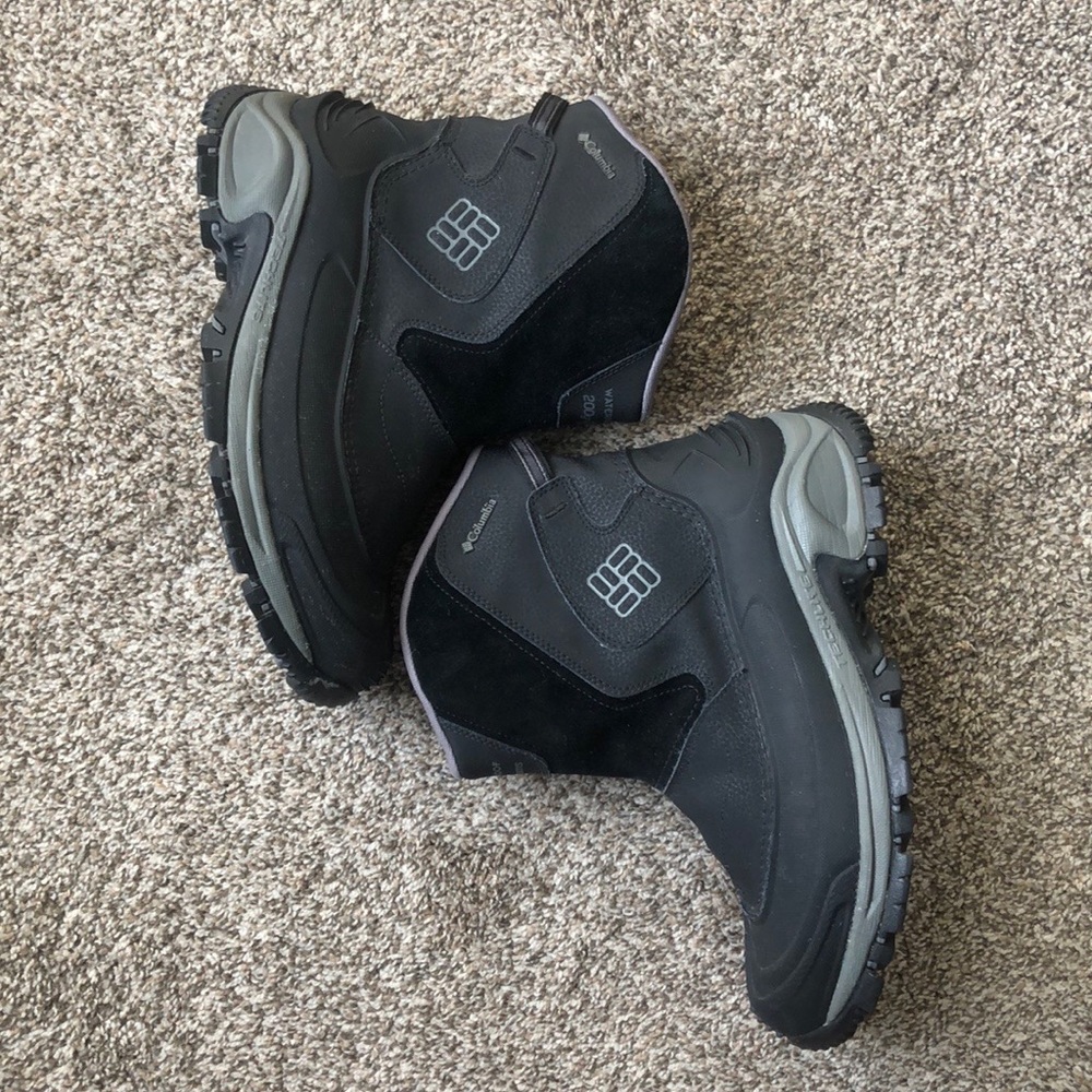 Men’s Columbia Pull-on Snow Boots size 11.5